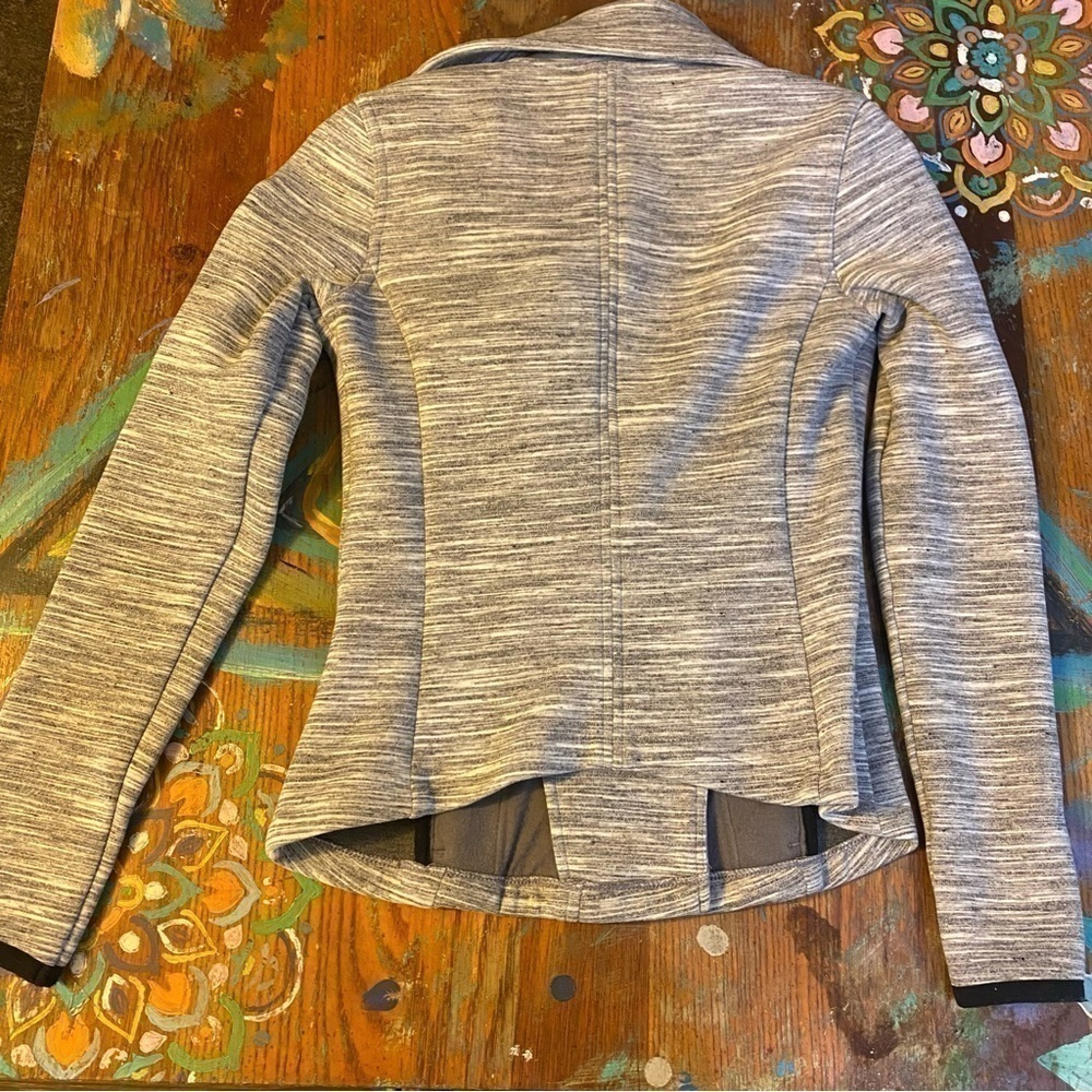 Athleta City Limits Jacket Gray Heather Sz XXS - Picture 2 of 6
